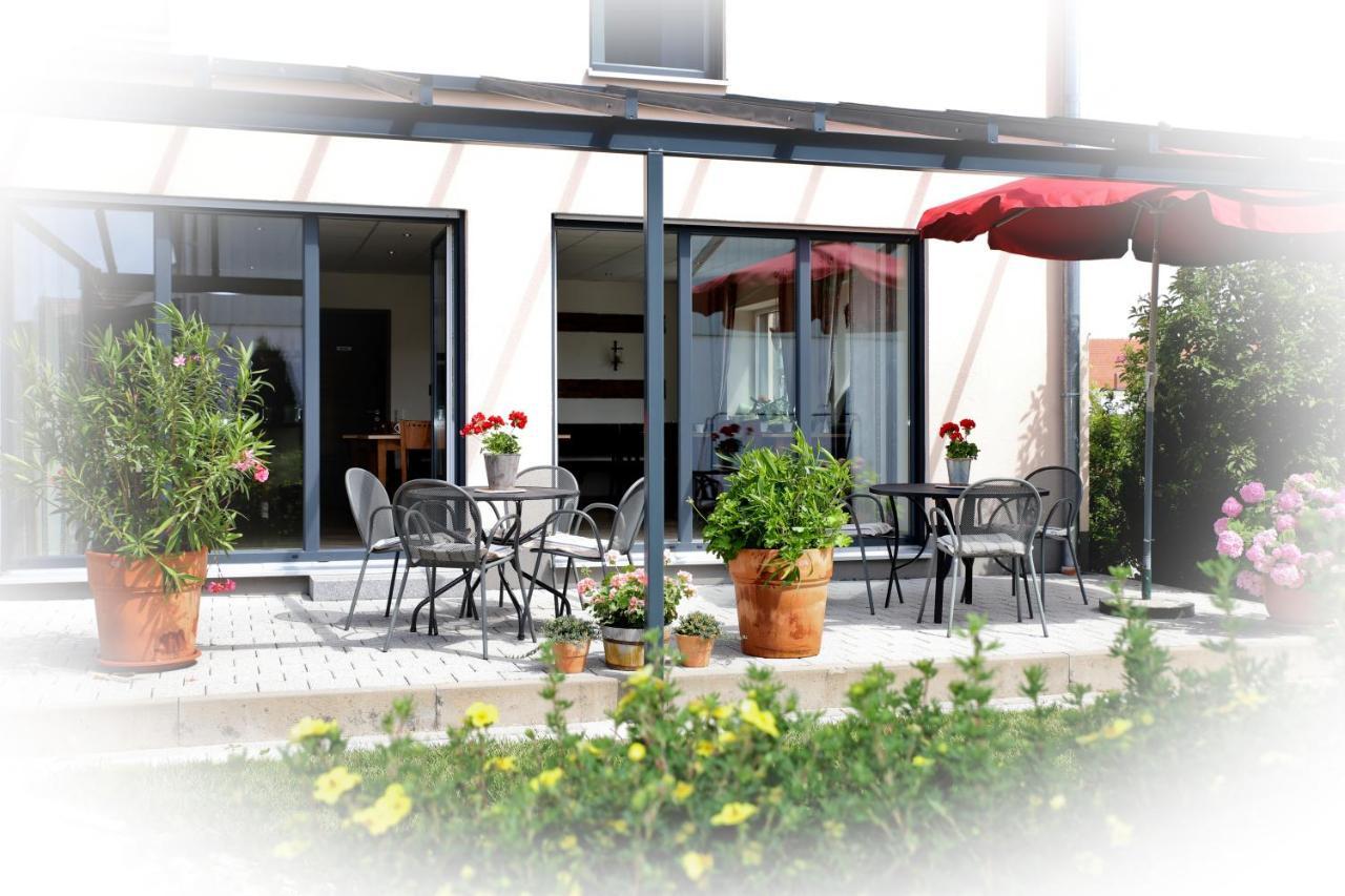 Lohauserhof - Biohof Und Hotel Röhrmoos Kültér fotó