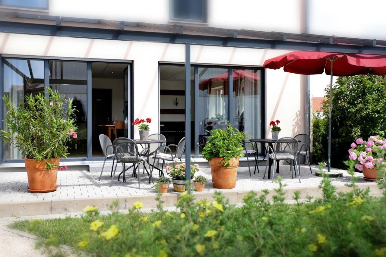 Lohauserhof - Biohof Und Hotel Röhrmoos Kültér fotó