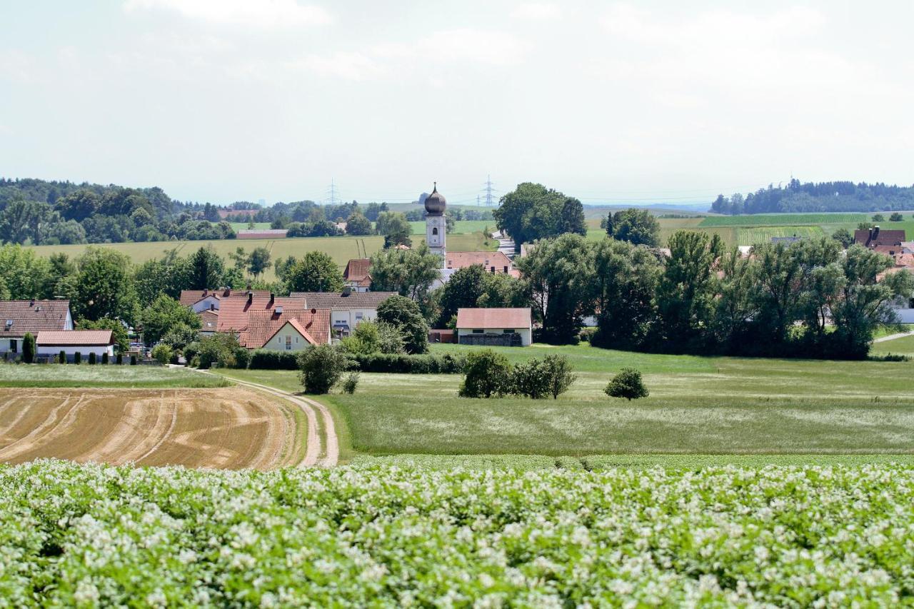 Lohauserhof - Biohof Und Hotel Röhrmoos Kültér fotó